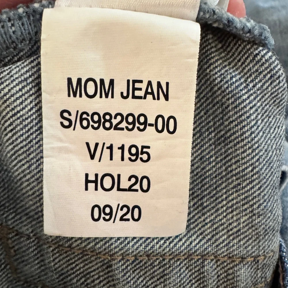 GAP denim mom